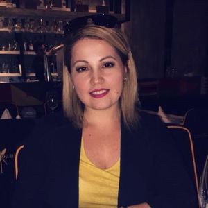 Meet your Posher, Mayra